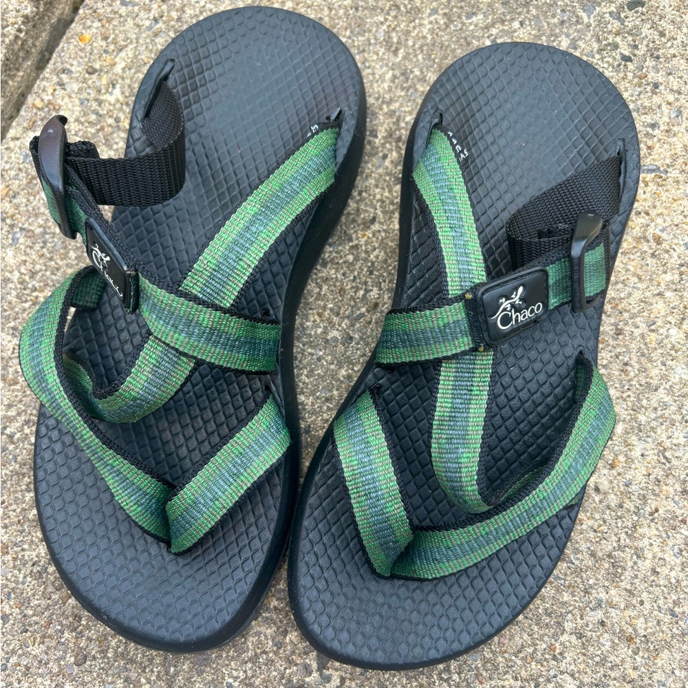 CHACO Vintage Ecotread Green Blue Thong Sandals